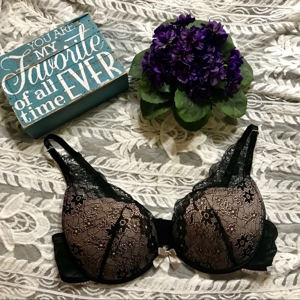 ⚜️ Laura Ashley Lace Bra